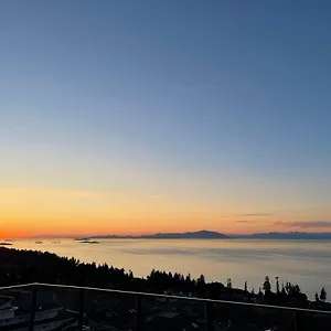  Privatunterkunft Auspicious Sea View House Kanada