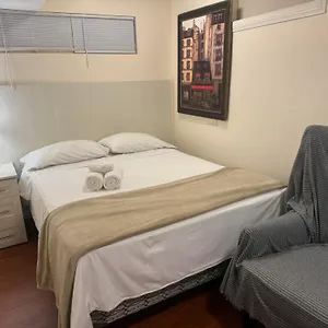  Privatunterkunft Cozy Guest Close Ubc And Downtown Kanada