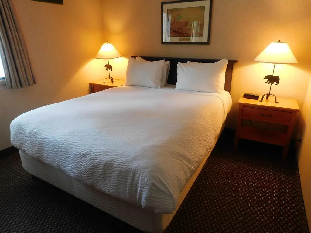 Douglas Fir Resort & Chalets Banff Kanada