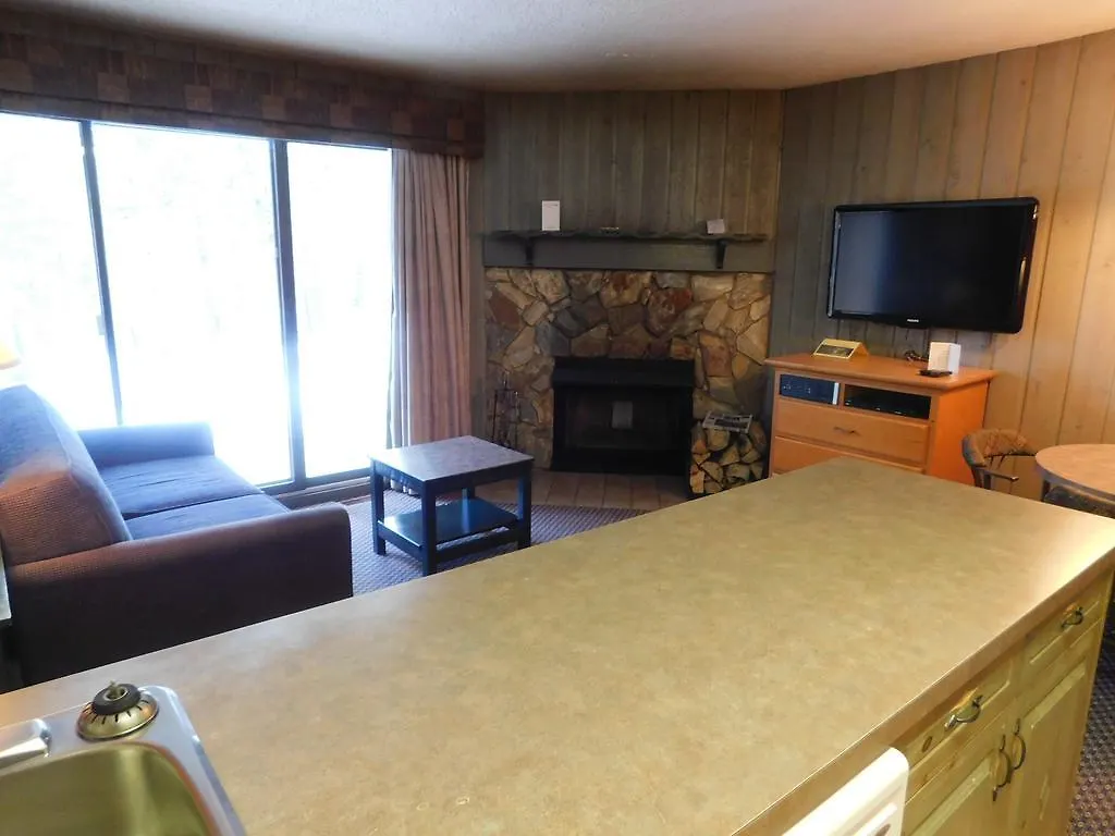 Douglas Fir Resort & Chalets Banff Hotel